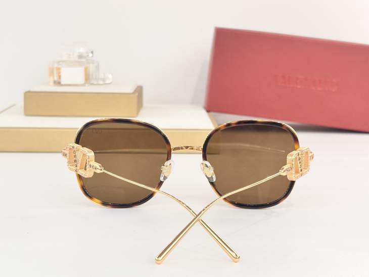 Picture of Valentino Sunglasses _SKUfw75760466fw